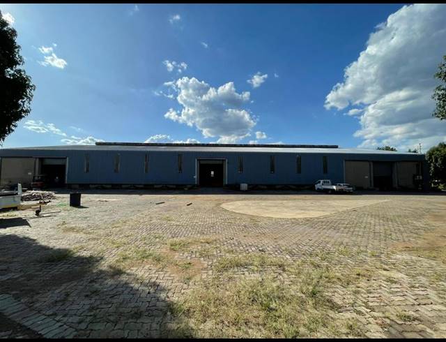 INDUSTRIAL PROPERTY TO RENT IN HENNOPSPARK